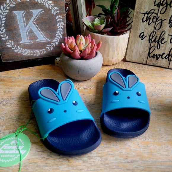 Funky Monkey Rabbit Slides - Picture 7 of 12